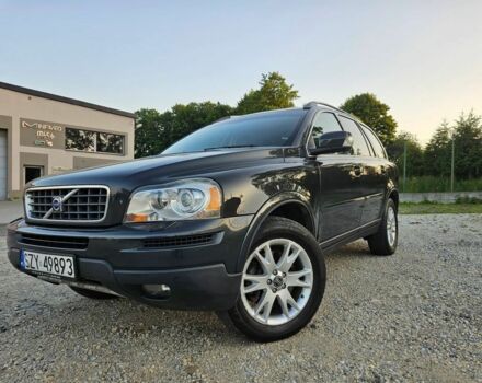 Серый Вольво ХС90, объемом двигателя 2.4 л и пробегом 219 тыс. км за 3500 $, фото 1 на Automoto.ua