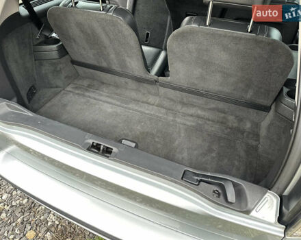 Сірий Вольво ХС90, об'ємом двигуна 2.4 л та пробігом 240 тис. км за 15999 $, фото 88 на Automoto.ua