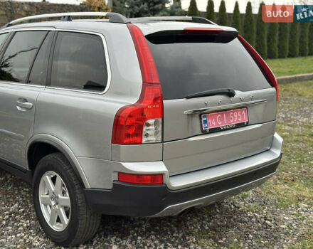 Сірий Вольво ХС90, об'ємом двигуна 2.4 л та пробігом 240 тис. км за 15999 $, фото 28 на Automoto.ua