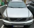 Серый Вольво ХС90, объемом двигателя 2.4 л и пробегом 195 тыс. км за 15500 $, фото 1 на Automoto.ua
