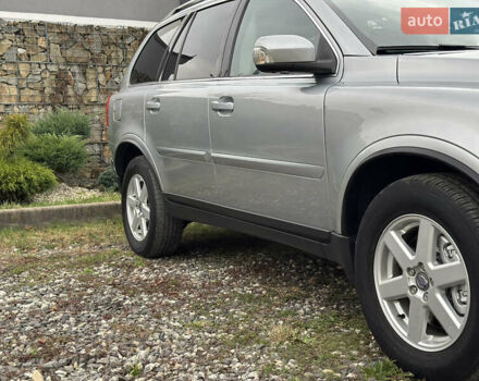 Сірий Вольво ХС90, об'ємом двигуна 2.4 л та пробігом 240 тис. км за 15999 $, фото 13 на Automoto.ua