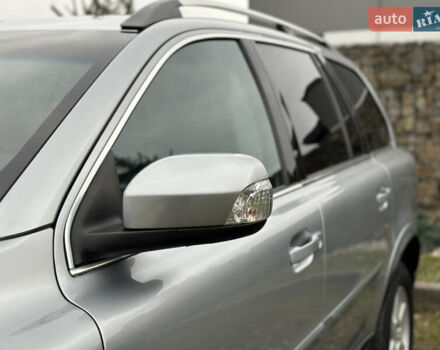 Сірий Вольво ХС90, об'ємом двигуна 2.4 л та пробігом 240 тис. км за 15999 $, фото 8 на Automoto.ua