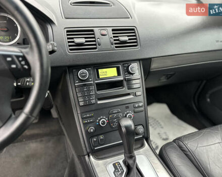 Сірий Вольво ХС90, об'ємом двигуна 2.4 л та пробігом 240 тис. км за 15999 $, фото 58 на Automoto.ua