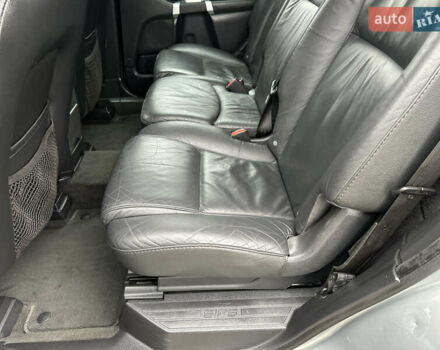 Сірий Вольво ХС90, об'ємом двигуна 2.4 л та пробігом 240 тис. км за 15999 $, фото 83 на Automoto.ua