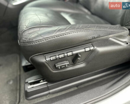 Сірий Вольво ХС90, об'ємом двигуна 2.4 л та пробігом 240 тис. км за 15999 $, фото 46 на Automoto.ua