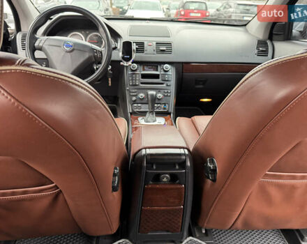 Серый Вольво ХС90, объемом двигателя 2.4 л и пробегом 270 тыс. км за 20500 $, фото 18 на Automoto.ua