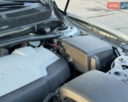 Серый Вольво ХС90, объемом двигателя 2.4 л и пробегом 255 тыс. км за 17400 $, фото 45 на Automoto.ua