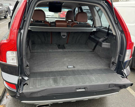 Серый Вольво ХС90, объемом двигателя 2.4 л и пробегом 270 тыс. км за 20500 $, фото 13 на Automoto.ua