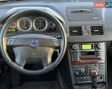Серый Вольво ХС90, объемом двигателя 2.4 л и пробегом 255 тыс. км за 17400 $, фото 29 на Automoto.ua