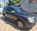 Серый Вольво ХС90, объемом двигателя 2.4 л и пробегом 351 тыс. км за 16200 $, фото 2 на Automoto.ua