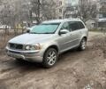 Серый Вольво ХС90, объемом двигателя 0 л и пробегом 240 тыс. км за 7500 $, фото 1 на Automoto.ua
