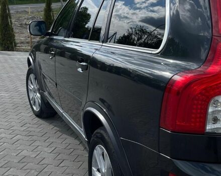 Серый Вольво ХС90, объемом двигателя 2.4 л и пробегом 273 тыс. км за 18000 $, фото 2 на Automoto.ua