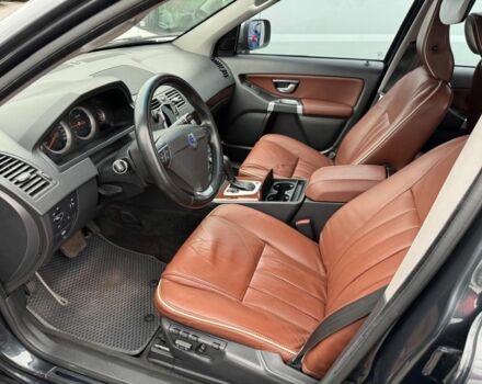 Сірий Вольво ХС90, об'ємом двигуна 2.4 л та пробігом 270 тис. км за 20500 $, фото 9 на Automoto.ua