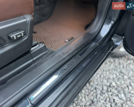 Сірий Вольво ХС90, об'ємом двигуна 2.4 л та пробігом 220 тис. км за 16300 $, фото 39 на Automoto.ua