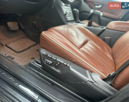 Сірий Вольво ХС90, об'ємом двигуна 2.4 л та пробігом 220 тис. км за 16300 $, фото 59 на Automoto.ua