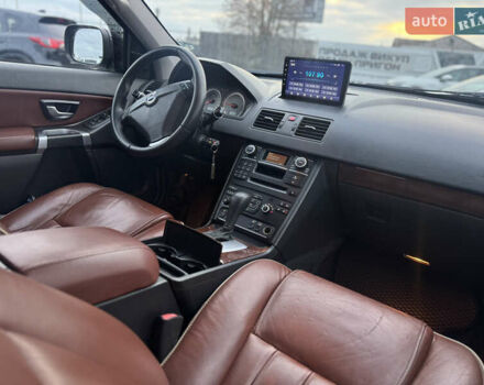 Сірий Вольво ХС90, об'ємом двигуна 2.4 л та пробігом 220 тис. км за 16300 $, фото 48 на Automoto.ua