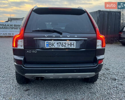 Сірий Вольво ХС90, об'ємом двигуна 2.4 л та пробігом 220 тис. км за 16300 $, фото 26 на Automoto.ua