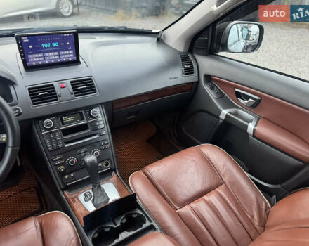 Сірий Вольво ХС90, об'ємом двигуна 2.4 л та пробігом 220 тис. км за 16300 $, фото 54 на Automoto.ua