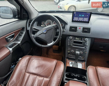 Сірий Вольво ХС90, об'ємом двигуна 2.4 л та пробігом 220 тис. км за 16300 $, фото 53 на Automoto.ua