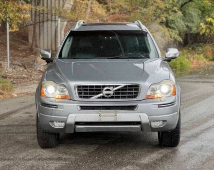 Серый Вольво ХС90, объемом двигателя 3.2 л и пробегом 83 тыс. км за 9700 $, фото 1 на Automoto.ua
