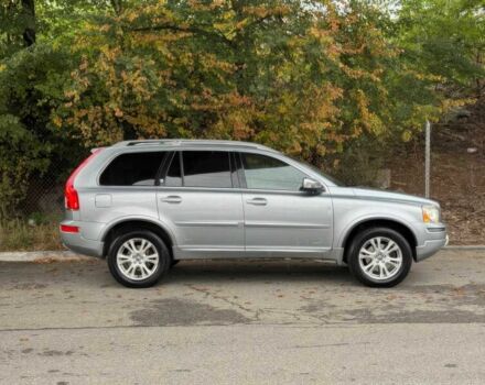 Серый Вольво ХС90, объемом двигателя 3.2 л и пробегом 83 тыс. км за 9700 $, фото 3 на Automoto.ua