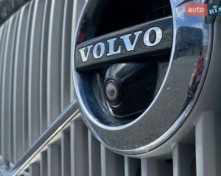Серый Вольво ХС90, объемом двигателя 2 л и пробегом 183 тыс. км за 26990 $, фото 10 на Automoto.ua
