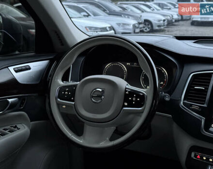 Вольво ХС90 2015 в Бердичеве на Automoto.ua Серый Вольво ХС90, объемом двигателя 2 л и пробегом 284 тыс. км за 25500 $, фото 17 на Automoto.ua