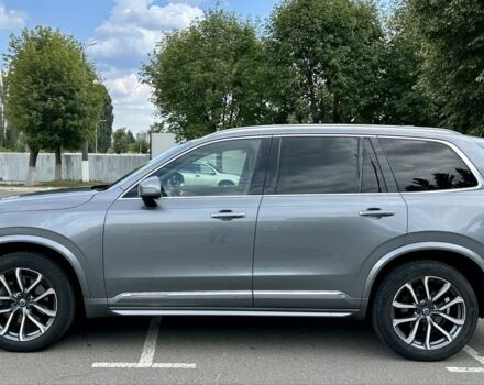 Серый Вольво ХС90, объемом двигателя 2 л и пробегом 150 тыс. км за 30800 $, фото 1 на Automoto.ua