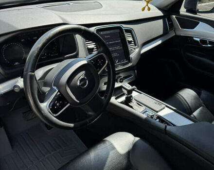 Серый Вольво ХС90, объемом двигателя 1.97 л и пробегом 179 тыс. км за 22299 $, фото 6 на Automoto.ua