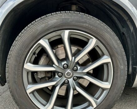 Серый Вольво ХС90, объемом двигателя 2 л и пробегом 150 тыс. км за 30800 $, фото 11 на Automoto.ua