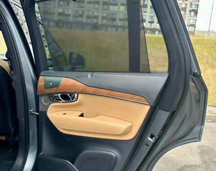 Сірий Вольво ХС90, об'ємом двигуна 1.97 л та пробігом 154 тис. км за 29300 $, фото 39 на Automoto.ua