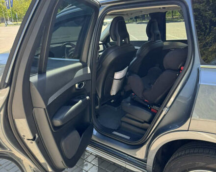 Серый Вольво ХС90, объемом двигателя 1.97 л и пробегом 179 тыс. км за 22299 $, фото 7 на Automoto.ua