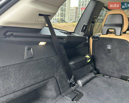 Сірий Вольво ХС90, об'ємом двигуна 1.97 л та пробігом 154 тис. км за 29300 $, фото 44 на Automoto.ua