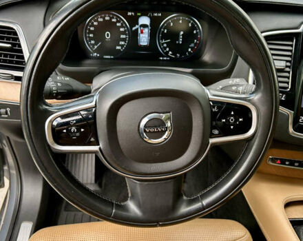 Сірий Вольво ХС90, об'ємом двигуна 1.97 л та пробігом 154 тис. км за 29300 $, фото 26 на Automoto.ua