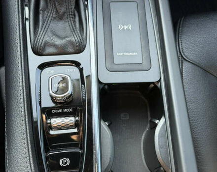 Серый Вольво ХС90, объемом двигателя 1.97 л и пробегом 185 тыс. км за 26300 $, фото 14 на Automoto.ua