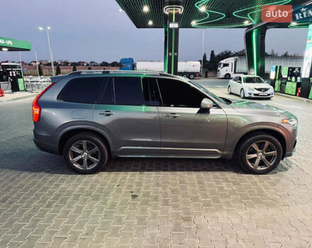 Серый Вольво ХС90, объемом двигателя 2 л и пробегом 315 тыс. км за 21500 $, фото 1 на Automoto.ua