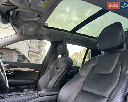 Сірий Вольво ХС90, об'ємом двигуна 2 л та пробігом 183 тис. км за 26500 $, фото 56 на Automoto.ua