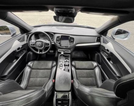 Серый Вольво ХС90, объемом двигателя 2 л и пробегом 80 тыс. км за 6700 $, фото 9 на Automoto.ua