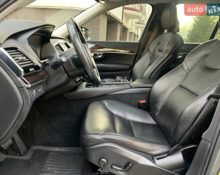 Сірий Вольво ХС90, об'ємом двигуна 2 л та пробігом 183 тис. км за 26500 $, фото 50 на Automoto.ua