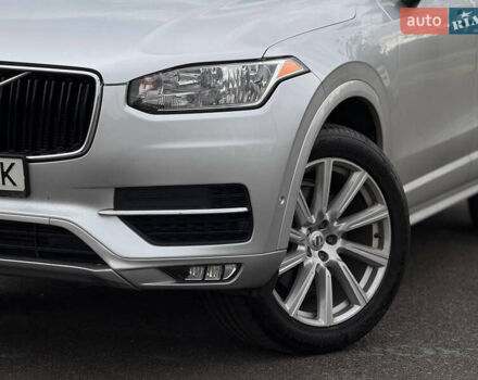 Вольво ХС90 2016 в Кривом Роге на Automoto.ua Серый Вольво ХС90, объемом двигателя 1.97 л и пробегом 99 тыс. км за 25999 $, фото 3 на Automoto.ua