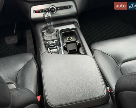 Вольво ХС90 2016 в Кривом Роге на Automoto.ua Серый Вольво ХС90, объемом двигателя 1.97 л и пробегом 99 тыс. км за 25999 $, фото 40 на Automoto.ua