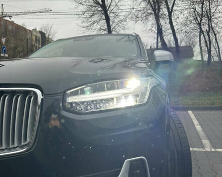 Серый Вольво ХС90, объемом двигателя 1.97 л и пробегом 230 тыс. км за 29000 $, фото 3 на Automoto.ua