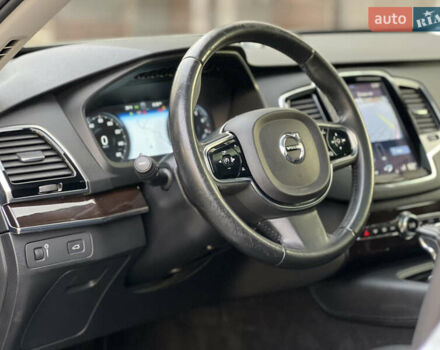 Сірий Вольво ХС90, об'ємом двигуна 2 л та пробігом 183 тис. км за 26500 $, фото 46 на Automoto.ua