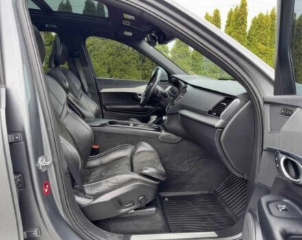 Серый Вольво ХС90, объемом двигателя 2 л и пробегом 80 тыс. км за 6700 $, фото 10 на Automoto.ua