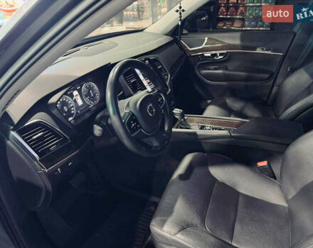 Серый Вольво ХС90, объемом двигателя 2 л и пробегом 315 тыс. км за 21500 $, фото 15 на Automoto.ua