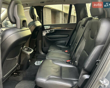 Сірий Вольво ХС90, об'ємом двигуна 2 л та пробігом 183 тис. км за 26500 $, фото 57 на Automoto.ua