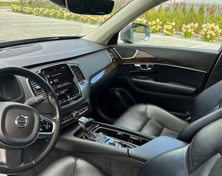 Серый Вольво ХС90, объемом двигателя 1.97 л и пробегом 193 тыс. км за 22500 $, фото 6 на Automoto.ua