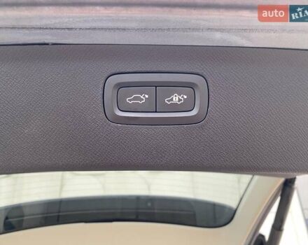 Серый Вольво ХС90, объемом двигателя 1.97 л и пробегом 234 тыс. км за 22999 $, фото 42 на Automoto.ua