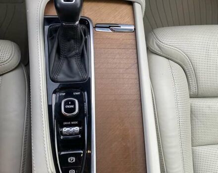 Серый Вольво ХС90, объемом двигателя 1.97 л и пробегом 234 тыс. км за 22999 $, фото 55 на Automoto.ua