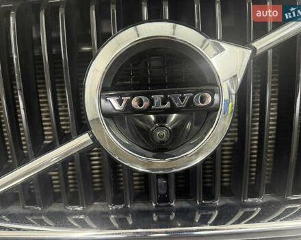 Серый Вольво ХС90, объемом двигателя 1.97 л и пробегом 121 тыс. км за 32550 $, фото 10 на Automoto.ua